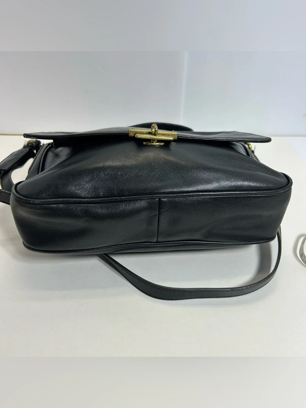 Fossil Black Memoir Flap Leather Crossbody Shoulder Bag Turnlock Clean